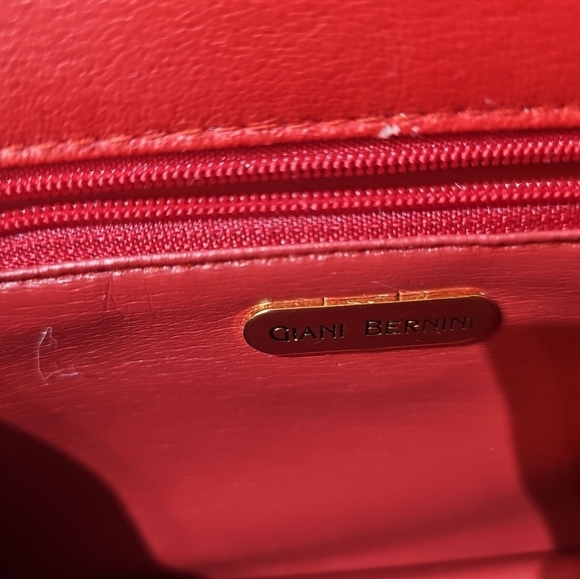 Giani Bernini Red Quilted Crossbody Bag with Gold Chain - Picture 3 of 4